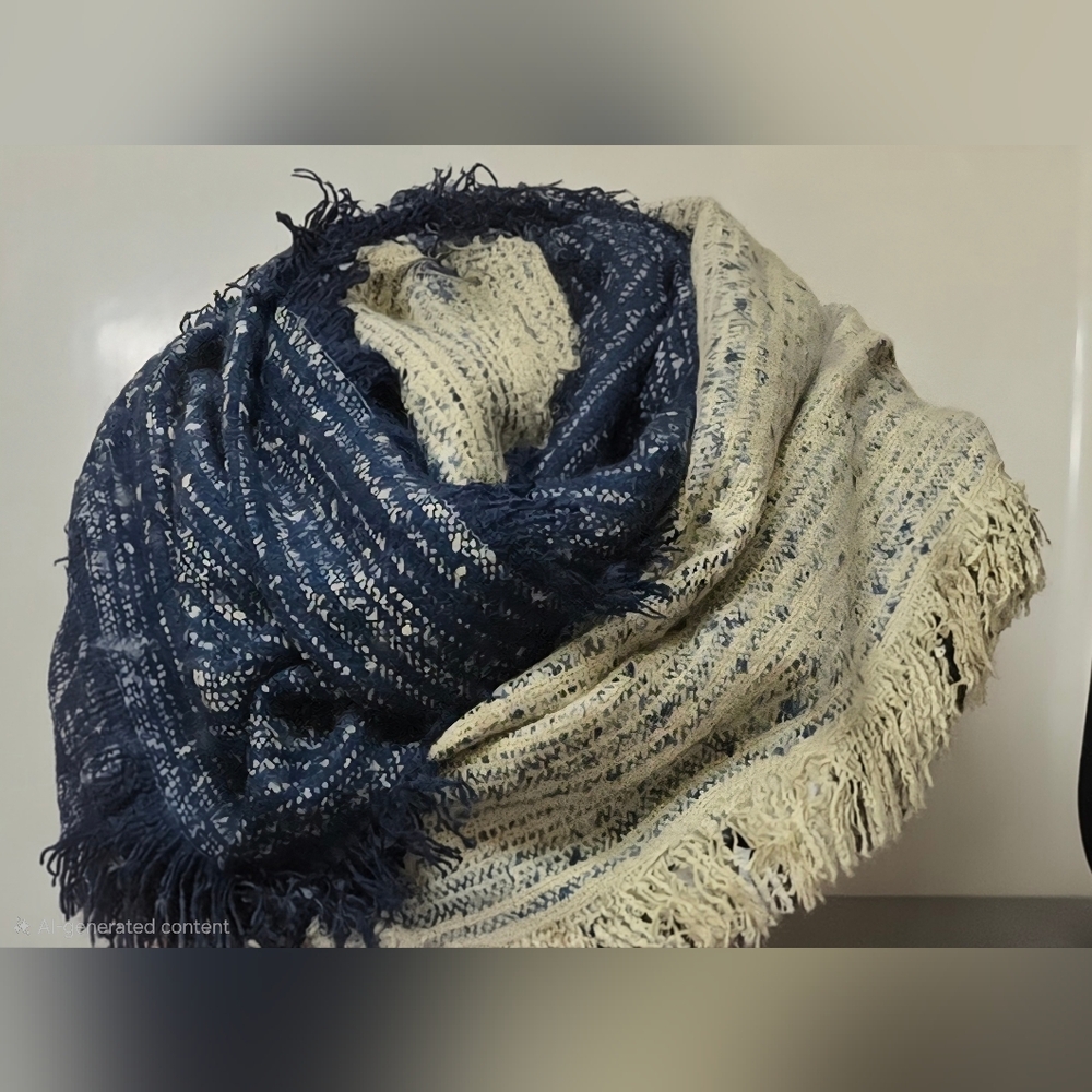 Nordstrom Navy and Cream Textured Infinity Scarf